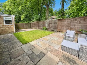 Photo 11- click for photo gallery